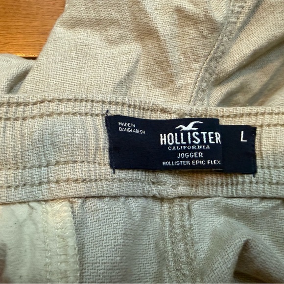 Hollister Epic Flex Jogger Shorts NWOT - Picture 3 of 4